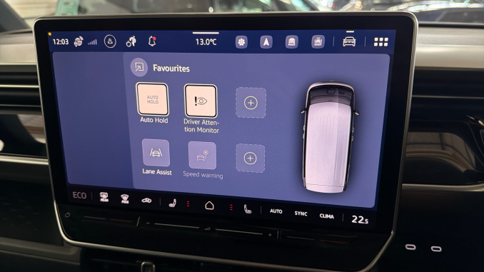 Volkswagen ID. Buzz 210kW Life Pro 86kWh 5dr LWB Auto [7 Seat] Electric Estate - Image 29